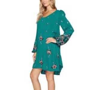 Free People Ladies Oxford Embroidered Shift Dress. X-small.